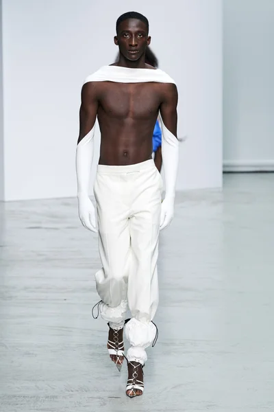 Look 33